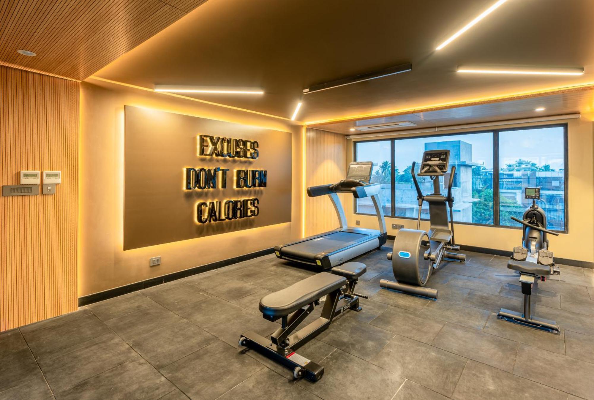 Park Inn & Suites By Radisson Thrissur East Fort Bagian luar foto