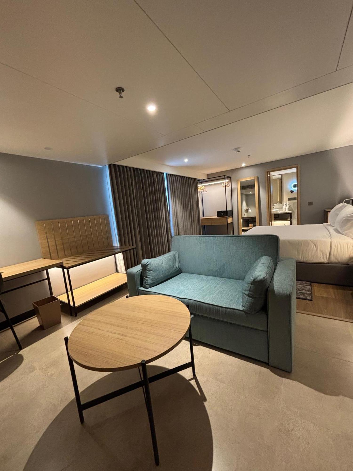 Park Inn & Suites By Radisson Thrissur East Fort Bagian luar foto