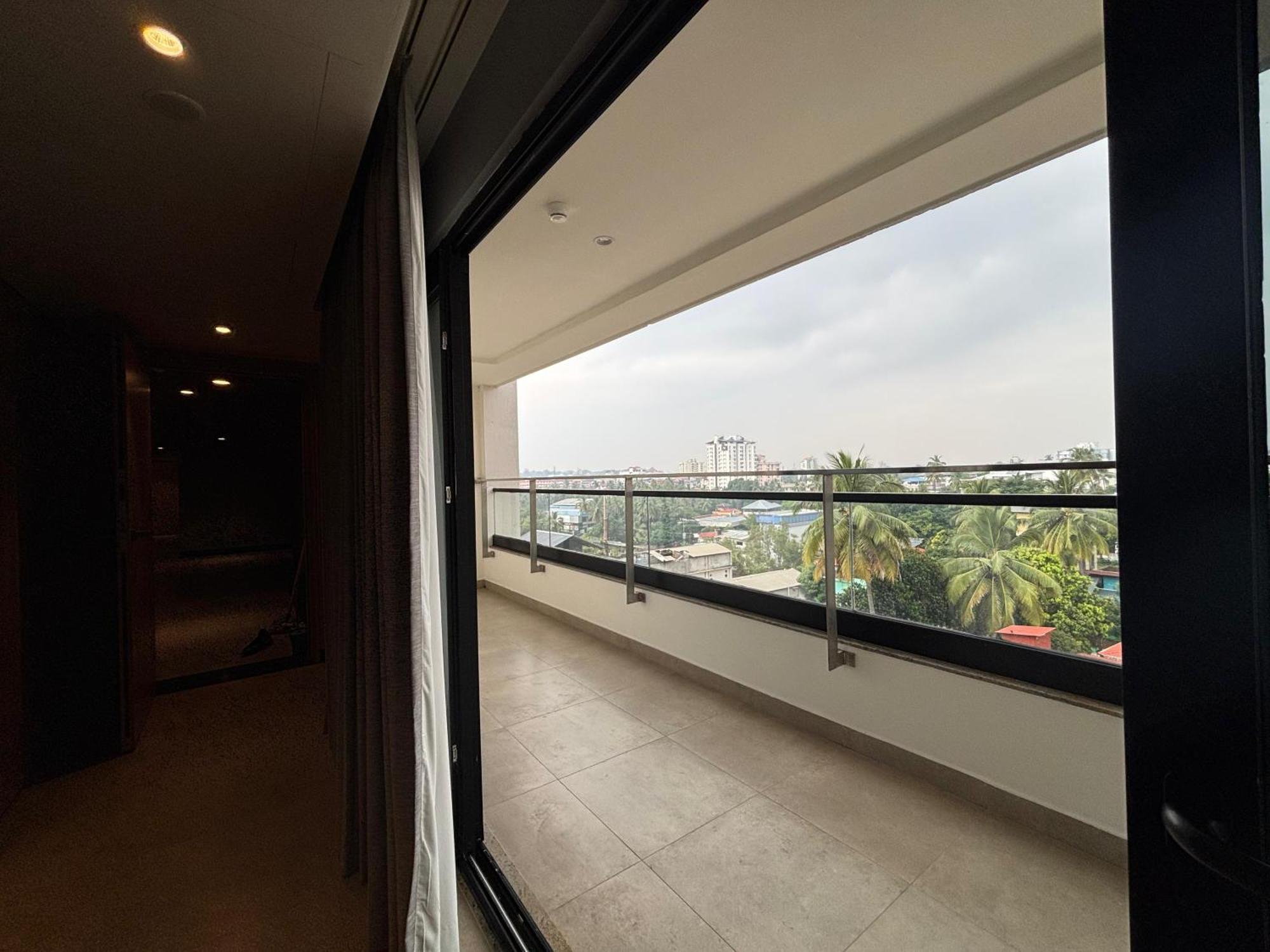 Park Inn & Suites By Radisson Thrissur East Fort Bagian luar foto