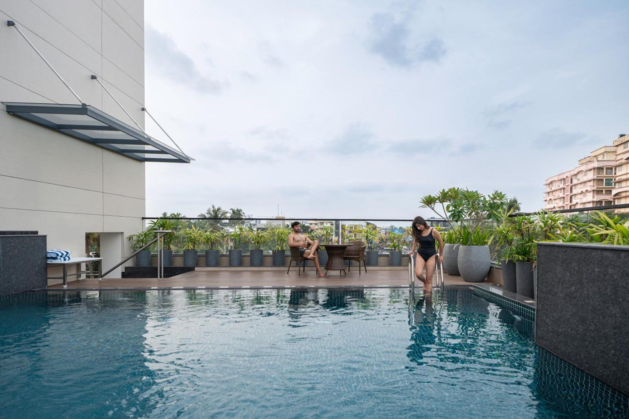 Park Inn & Suites By Radisson Thrissur East Fort Bagian luar foto